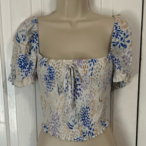 Wilfred Tops - Wilfred Aritzia Floral Puff Sleeve Blouse - Cream, Purple, Blue Medium M